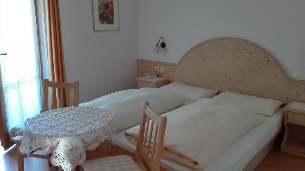 Pensione Valbona Corvara In Badia Ngoại thất bức ảnh