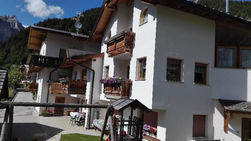 Pensione Valbona Corvara In Badia Ngoại thất bức ảnh